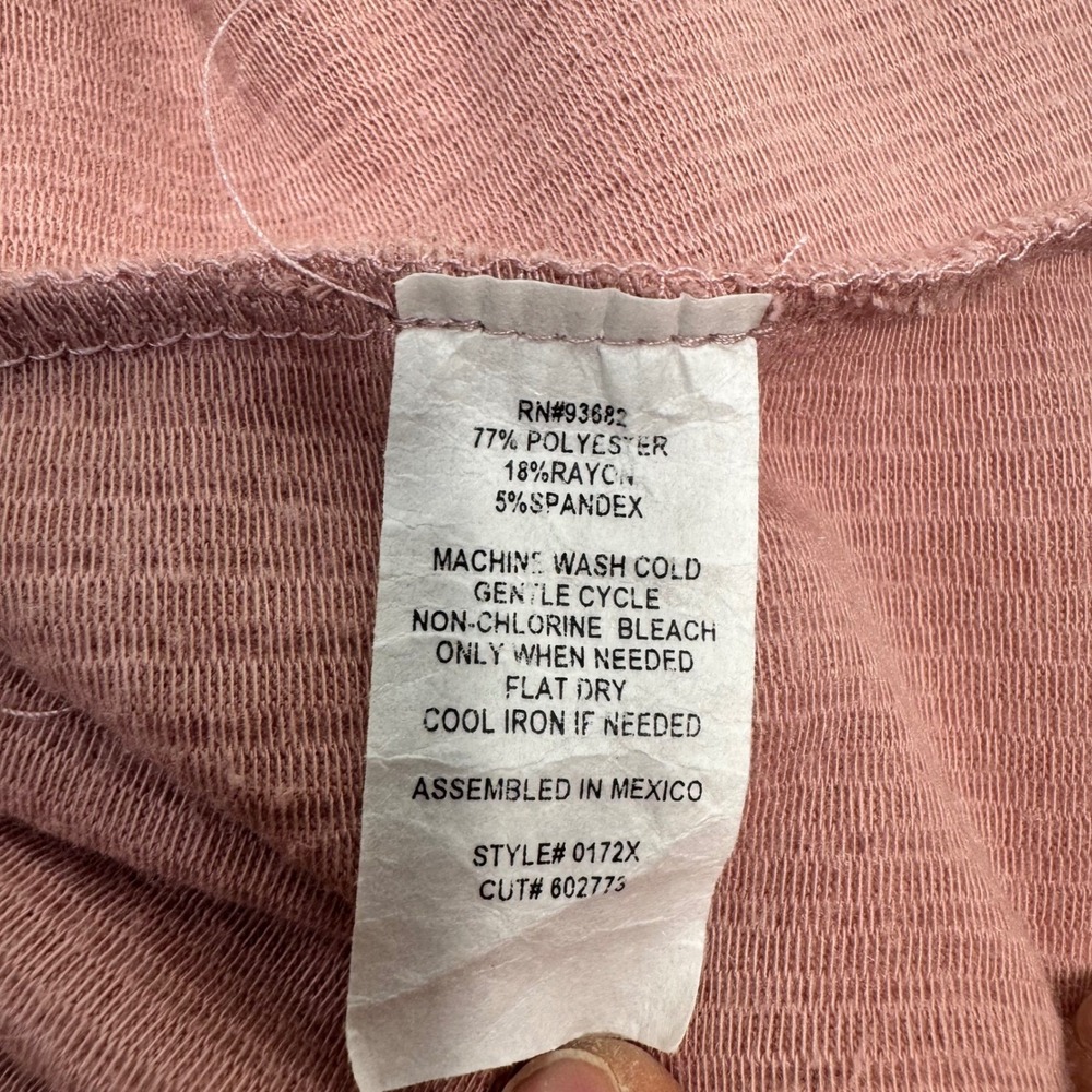 Forgotten Grace Pink Ribbed Collared V Neck Sleeveless Top Plus 2X Soft Feminine - Picture 6 of 6